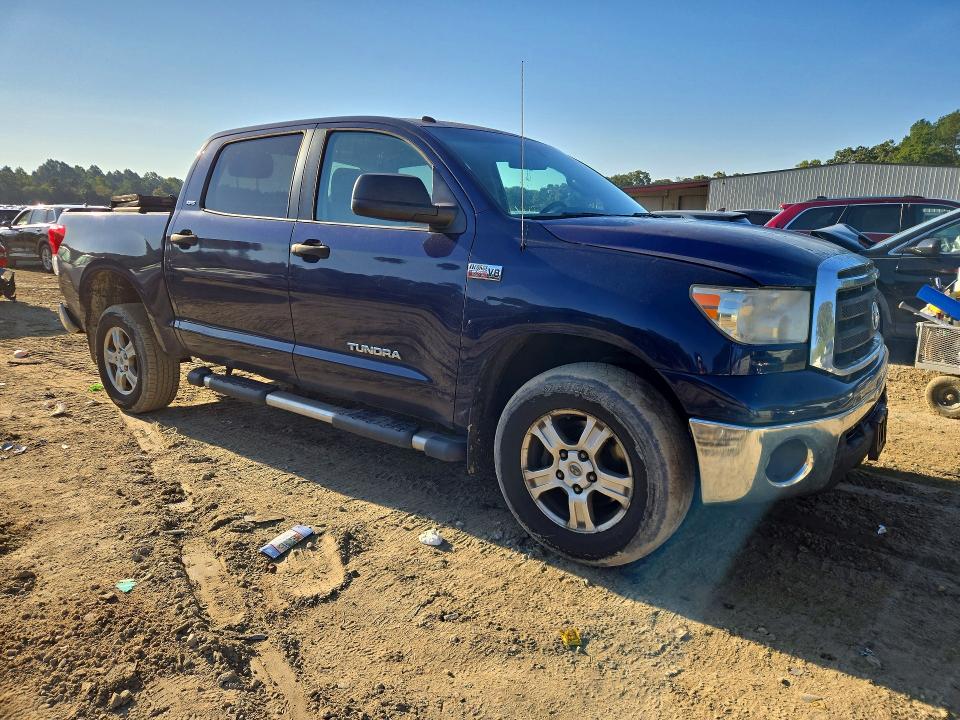 Снимка 4 от търг – 2011 TOYOTA TUNDRA с VIN 5TFDY5F17BX174908
