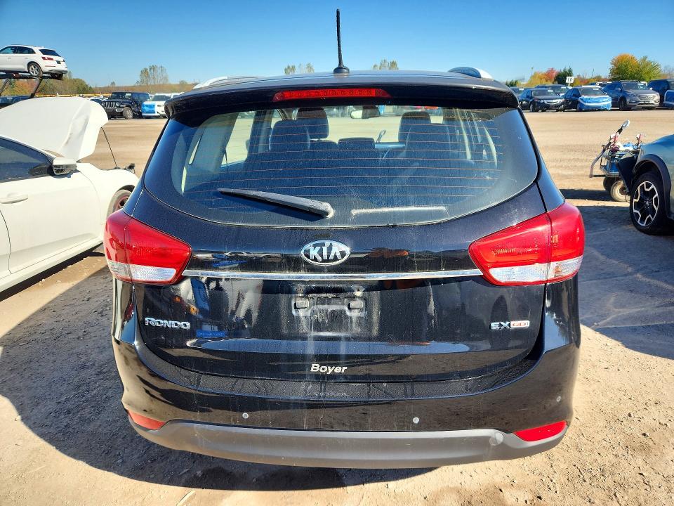 Фото 6 с аукциона – 2014 KIA RONDO с VIN KNAHU8A39E7045383