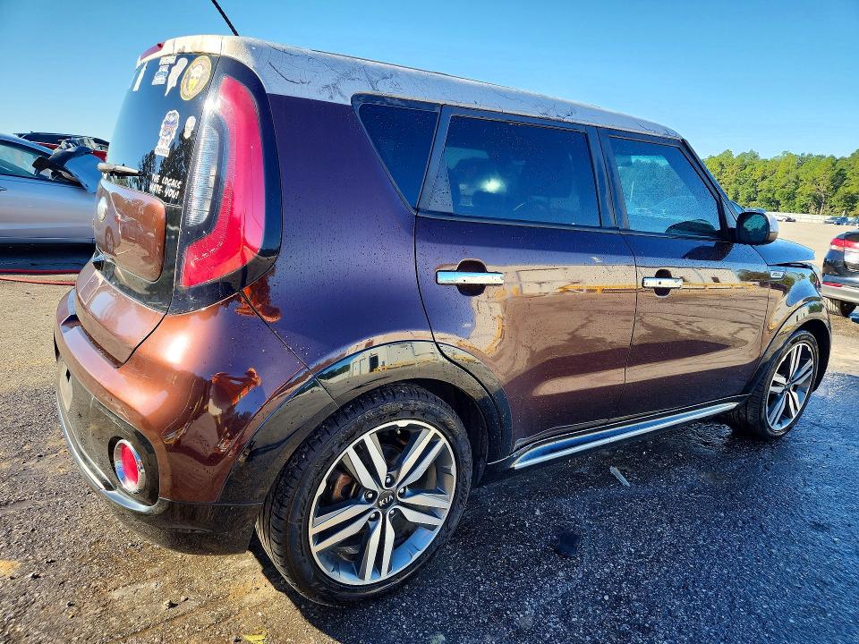 Foto 3 de la subasta – 2017 KIA SOUL con VIN KNDJP3A50H7484461