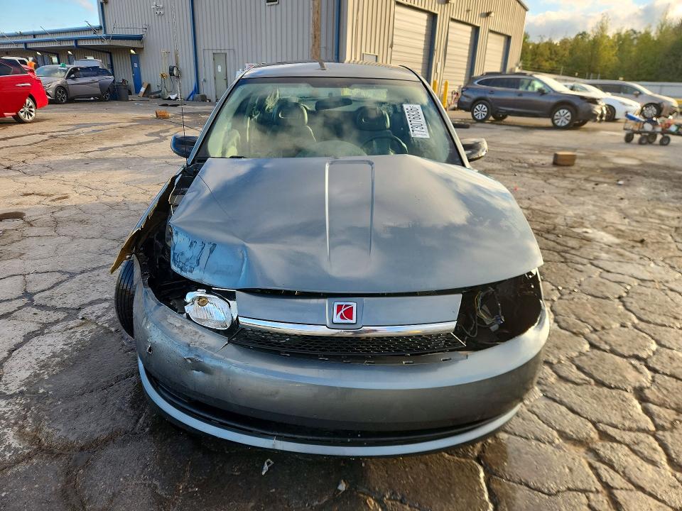 Снимка 5 от търг – 2004 SATURN ION с VIN 1G8AJ52FX4Z163895
