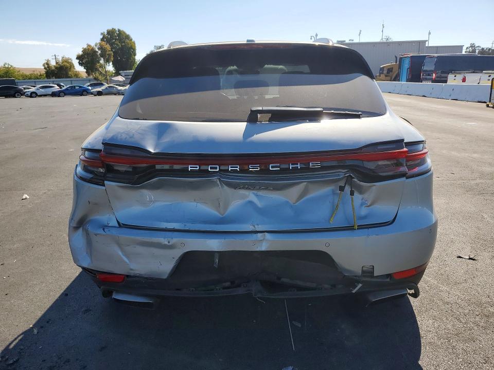 Photo 6 from auction – 2020 PORSCHE MACAN with VIN WP1AA2A54LLB13149