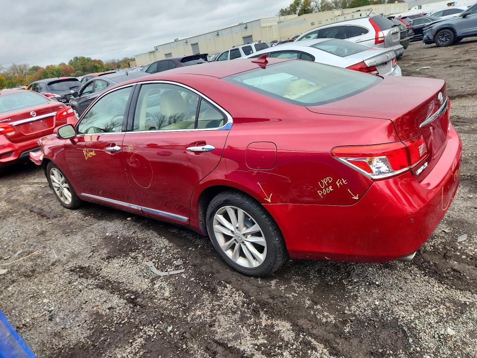 Zdjęcie 2 z aukcji – 2010 LEXUS ES z VIN JTHBK1EG5A2392072