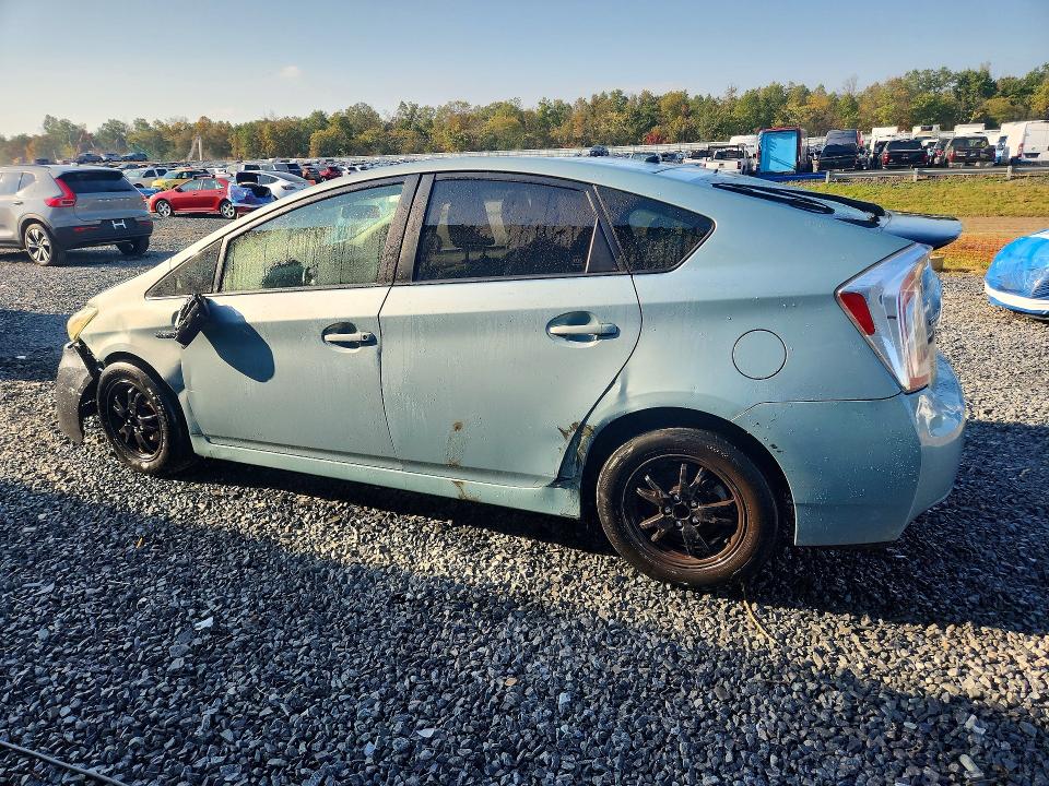 Foto 2 de la subasta – 2014 TOYOTA PRIUS con VIN JTDKN3DU2E1782294