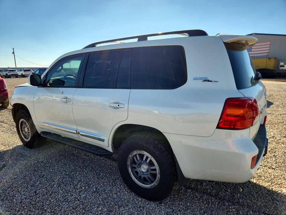 Снимка 2 от търг – 2013 TOYOTA LAND CRUISER с VIN JTMHY7AJ6D4013717