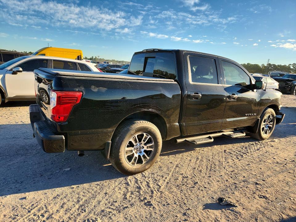 Photo 3 from auction – 2021 NISSAN TITAN with VIN 1N6AA1EF3MN513947