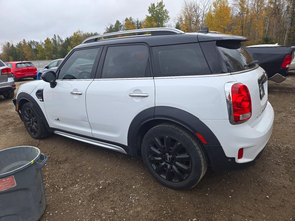 Снимка 2 от търг – 2017 MINI COOPER с VIN WMZYV5C39H3C02081