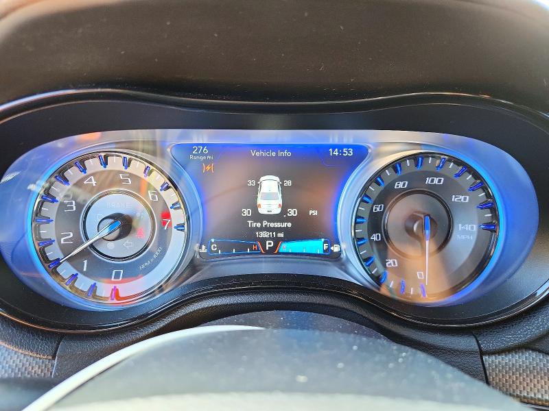 Photo 9 from auction – 2016 CHRYSLER 300 with VIN 2C3CCAGG3GH182736