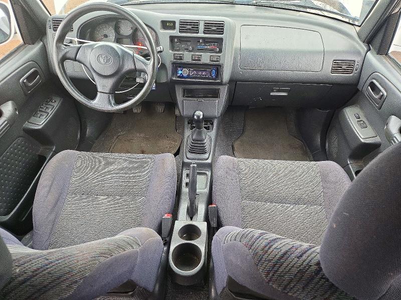 Photo 8 from auction – 1999 TOYOTA RAV4 with VIN JT3HP10V3X7142848
