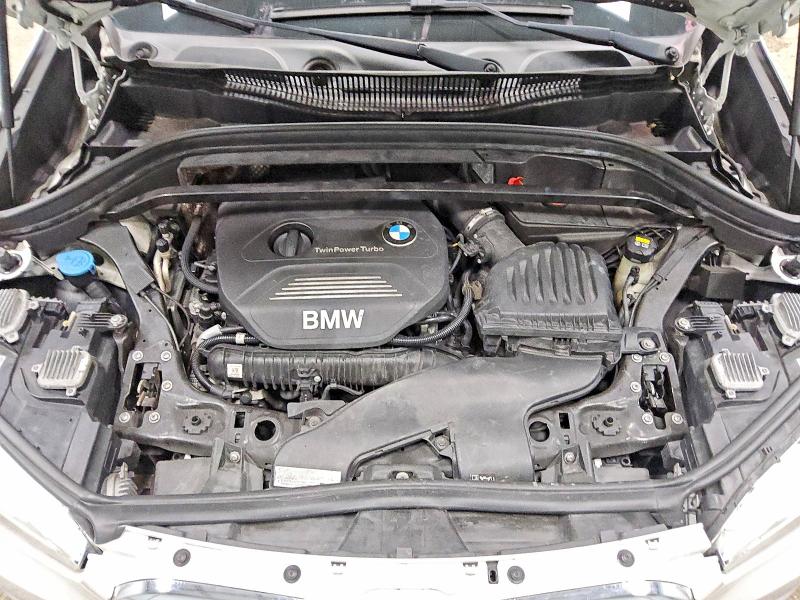 Снимка 11 от търг – 2016 BMW X1 с VIN WBXHT3C38GP887241