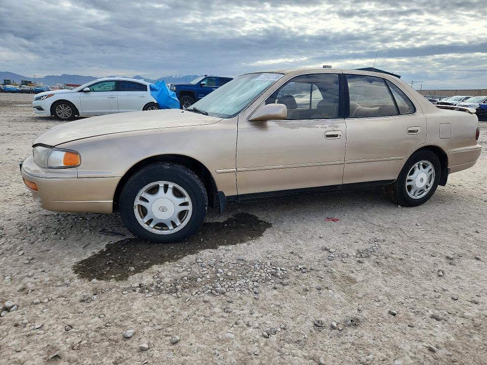 TOYOTA CAMRY 1995 с VIN 4T1GK12E9SU101567 - Снимка от търг