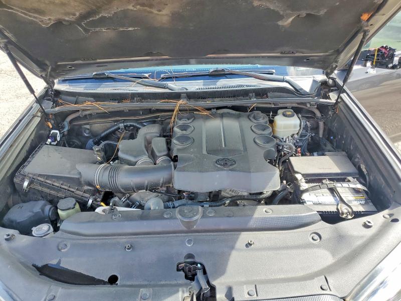 Снимка 12 от търг – 2017 TOYOTA 4RUNNER с VIN JTEBU5JR6H5471538