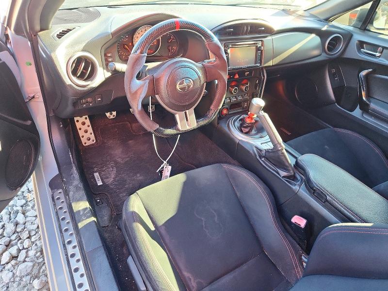 Снимка 8 от търг – 2013 SCION FR-S с VIN JF1ZNAA19D1733739