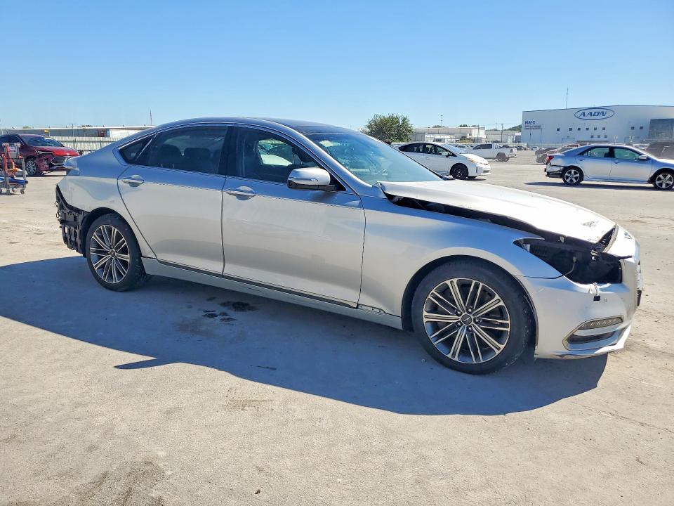 Photo 4 from auction – 2018 GENESIS G80 with VIN KMHGN4JE3JU250999