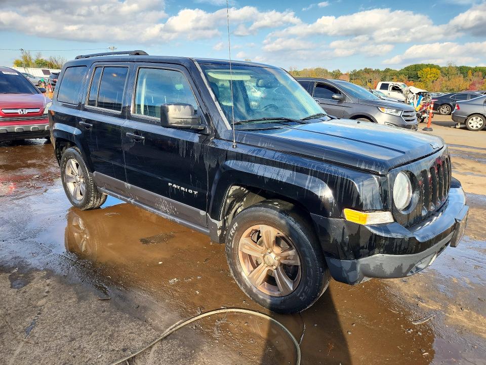 صورة رقم 4 من المزاد - 2015 JEEP PATRIOT مع VIN 1C4NJRFB4FD426145