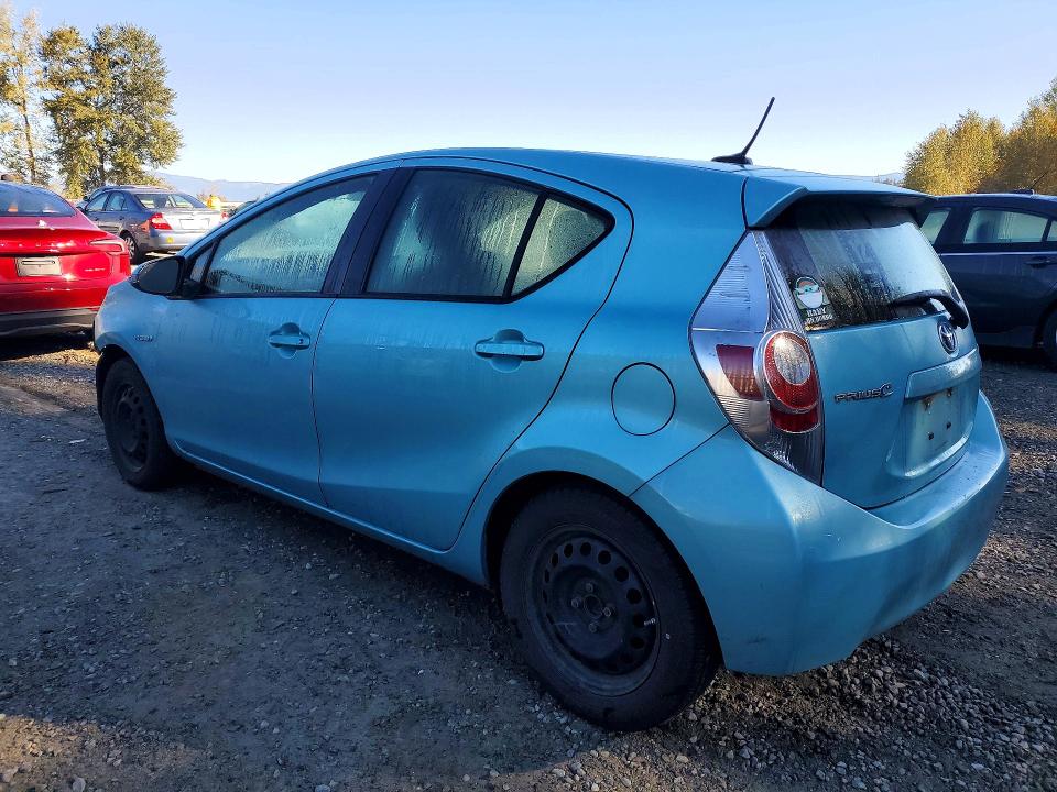 Photo 2 from auction – 2014 TOYOTA PRIUS C with VIN JTDKDTB34E1067546
