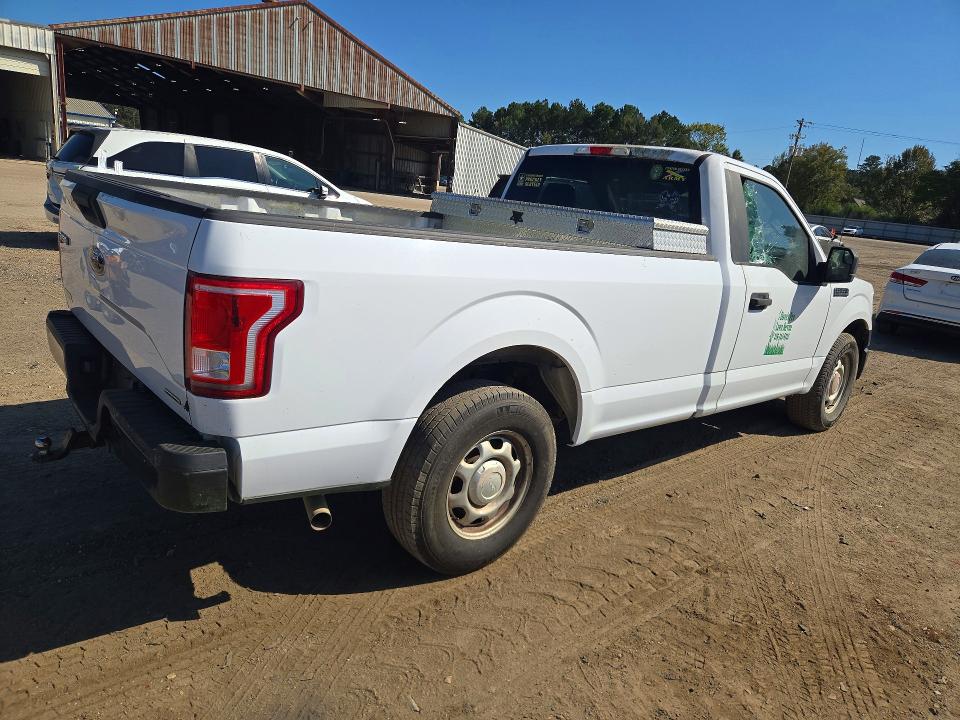 Снимка 3 от търг – 2016 FORD F150 с VIN 1FTMF1C8XGKD03650