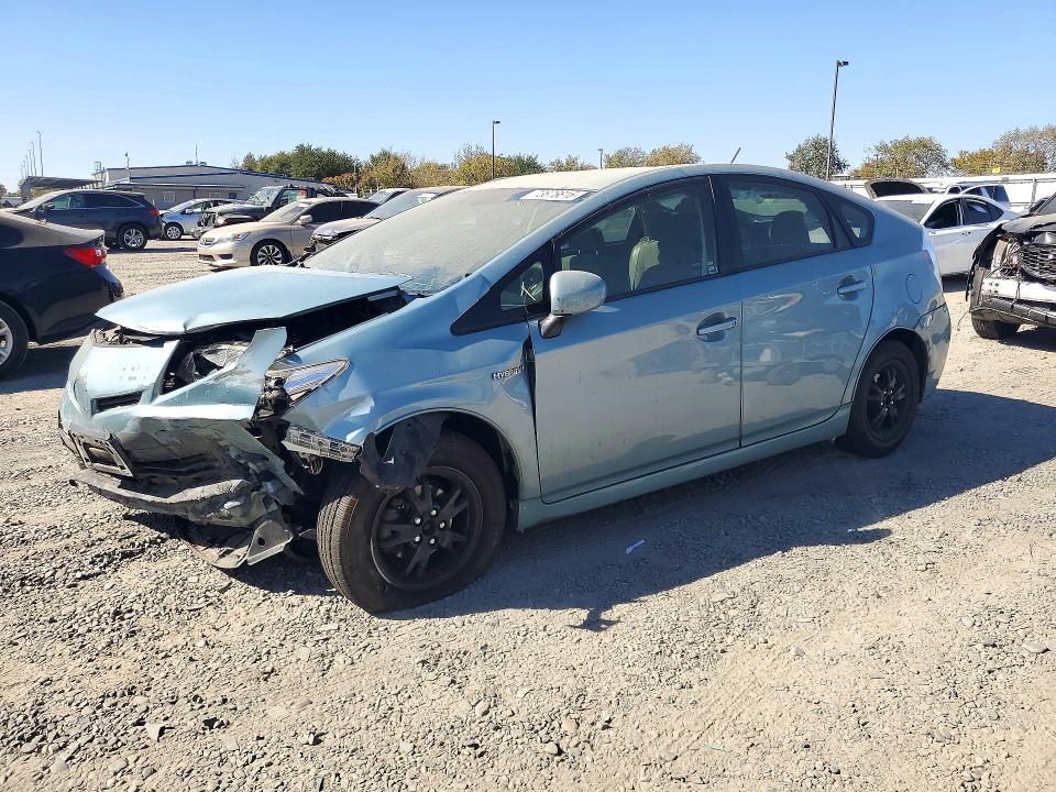 TOYOTA PRIUS 2015 с VIN JTDKN3DU9F1997656 - Снимка от търг