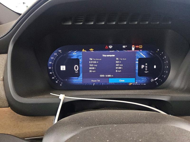 Photo 9 from auction – 2026 VOLVO XC90 with VIN YV4M12PJ9T1494153