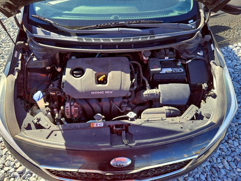 Снимка 11 от търг – 2017 KIA FORTE с VIN 3KPFL4A77HE127240
