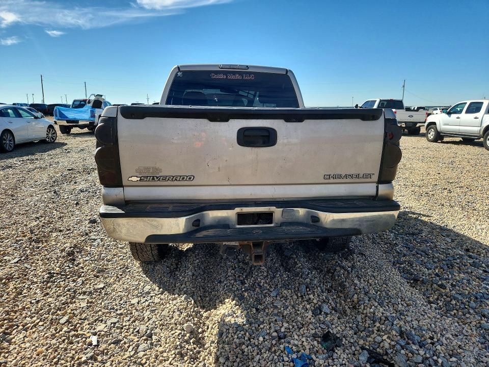 Снимка 6 от търг – 2000 CHEVROLET SILVERADO с VIN 1GCEC14W7YZ196947