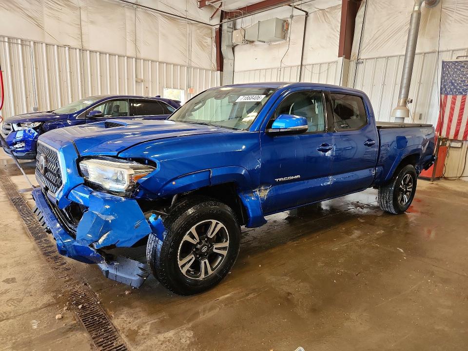 TOYOTA TACOMA 2018 с VIN 3TMDZ5BN7JM053158 - Снимка от търг