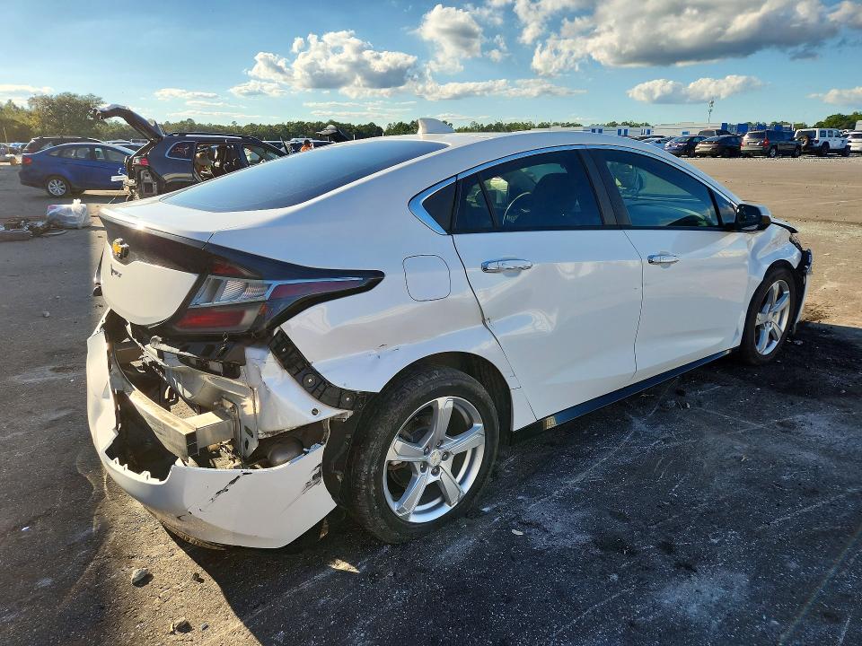 Фото 3 с аукциона – 2017 CHEVROLET VOLT с VIN 1G1RC6S5XHU110710