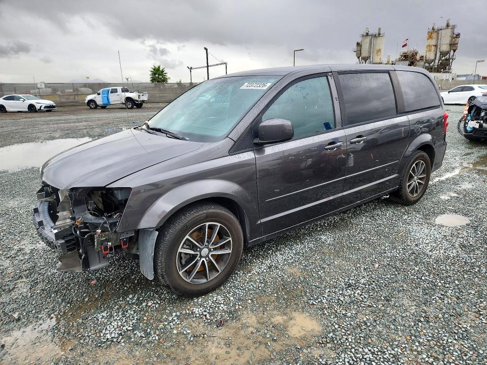 Снимка 1 от търг – 2015 DODGE GRAND CARAVAN с VIN 2C4RDGCG8FR635009