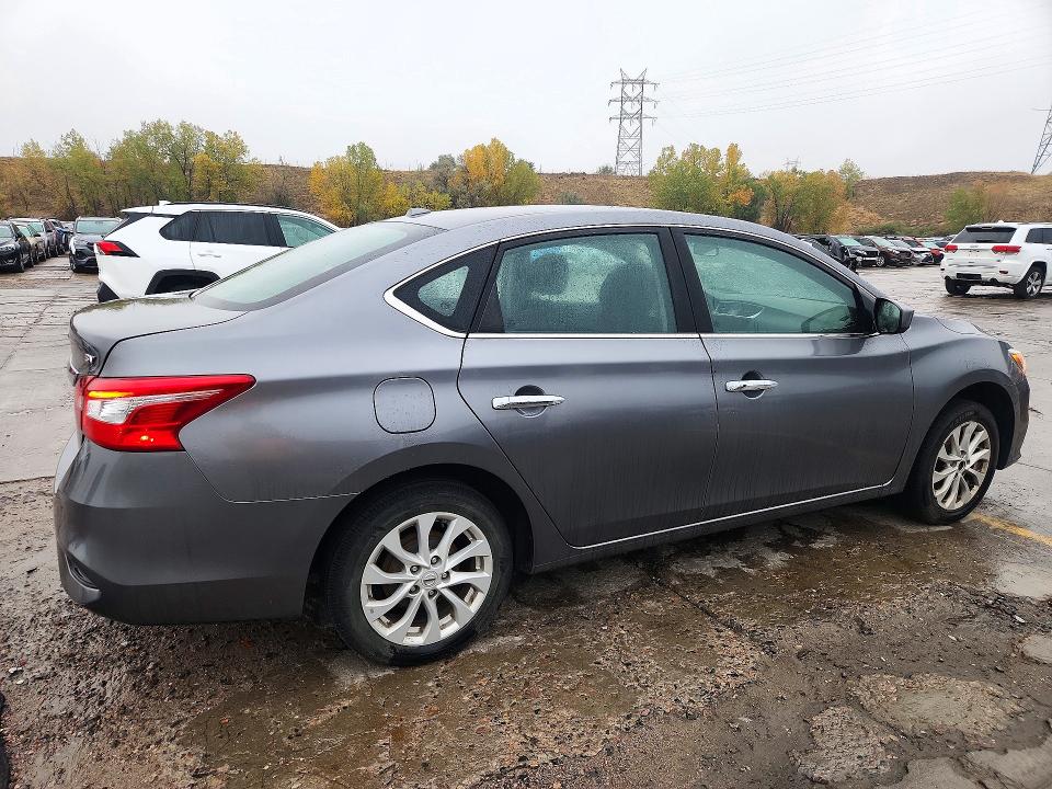 Photo 3 from auction – 2019 NISSAN SENTRA with VIN 3N1AB7AP2KY429977