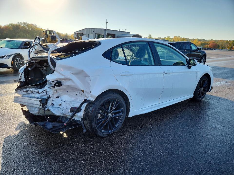 Photo 3 from auction – 2025 TOYOTA CAMRY with VIN 4T1DAACK3SU168594