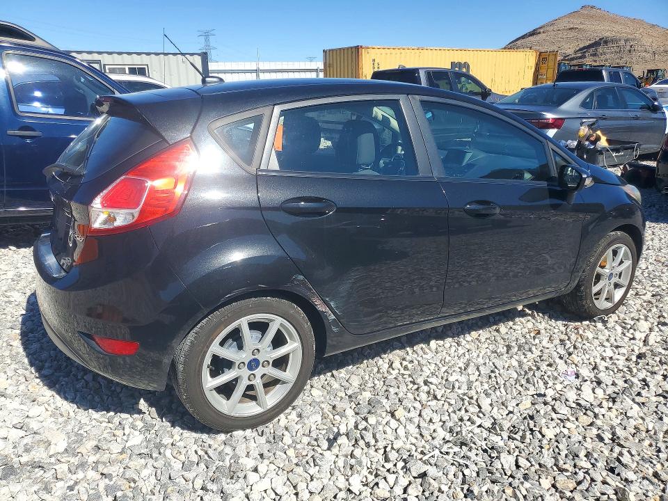 Zdjęcie 3 z aukcji – 2015 FORD FIESTA z VIN 3FADP4EJ8FM209147
