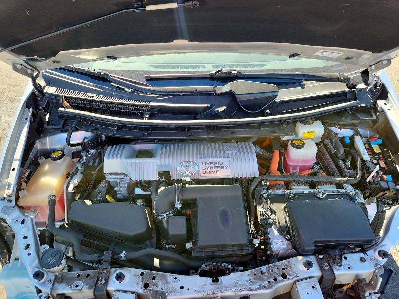 Снимка 11 от търг – 2014 TOYOTA PRIUS с VIN JTDKN3DU7E0359569