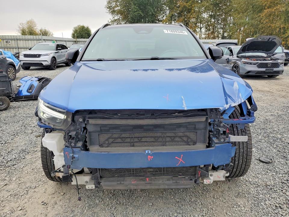 Zdjęcie 5 z aukcji – 2021 VOLVO XC40 z VIN YV4ED3UR8M2572557