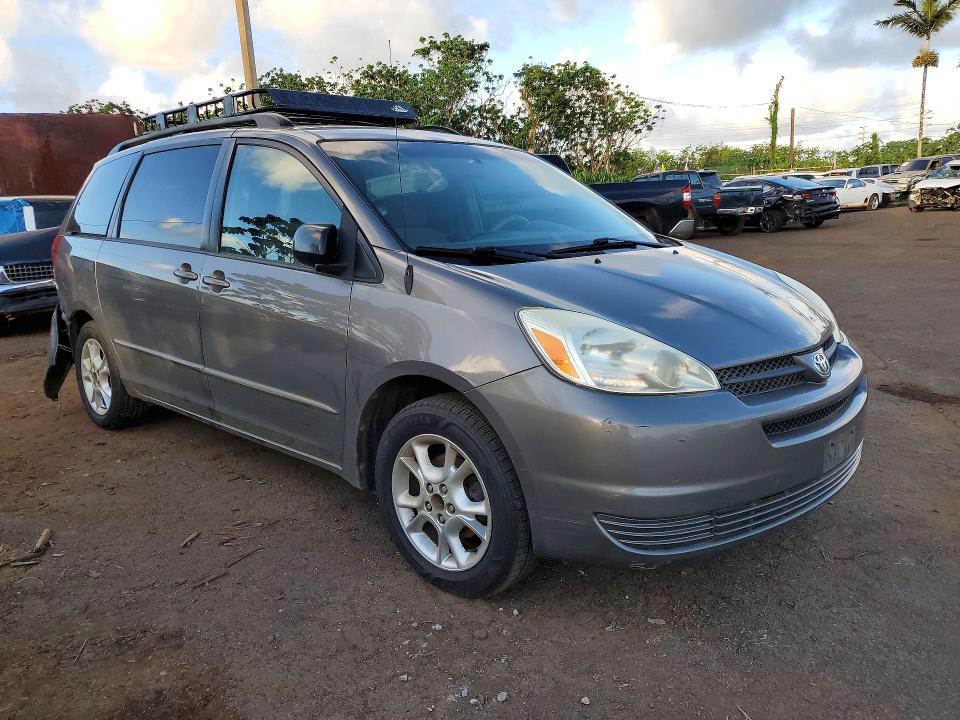 Zdjęcie 4 z aukcji – 2005 TOYOTA SIENNA z VIN 5TDZA23C15S362168