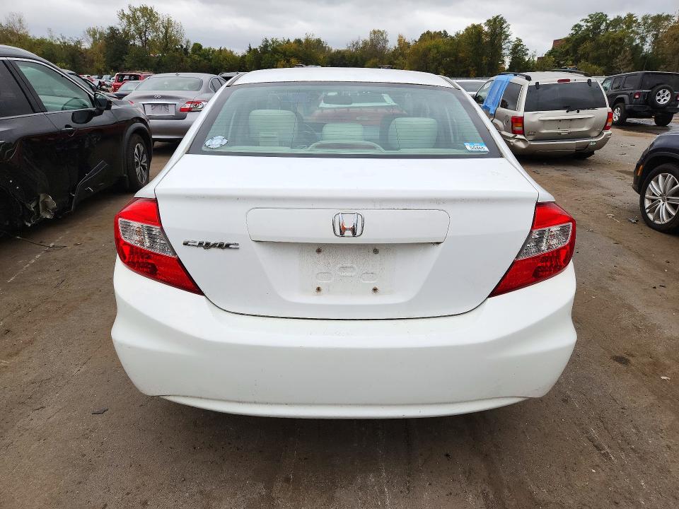 Снимка 6 от търг – 2012 HONDA CIVIC с VIN 2HGFB2F57CH317715