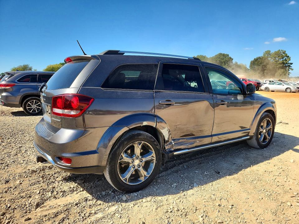 Photo 3 from auction – 2015 DODGE JOURNEY with VIN 3C4PDCGG0FT597721
