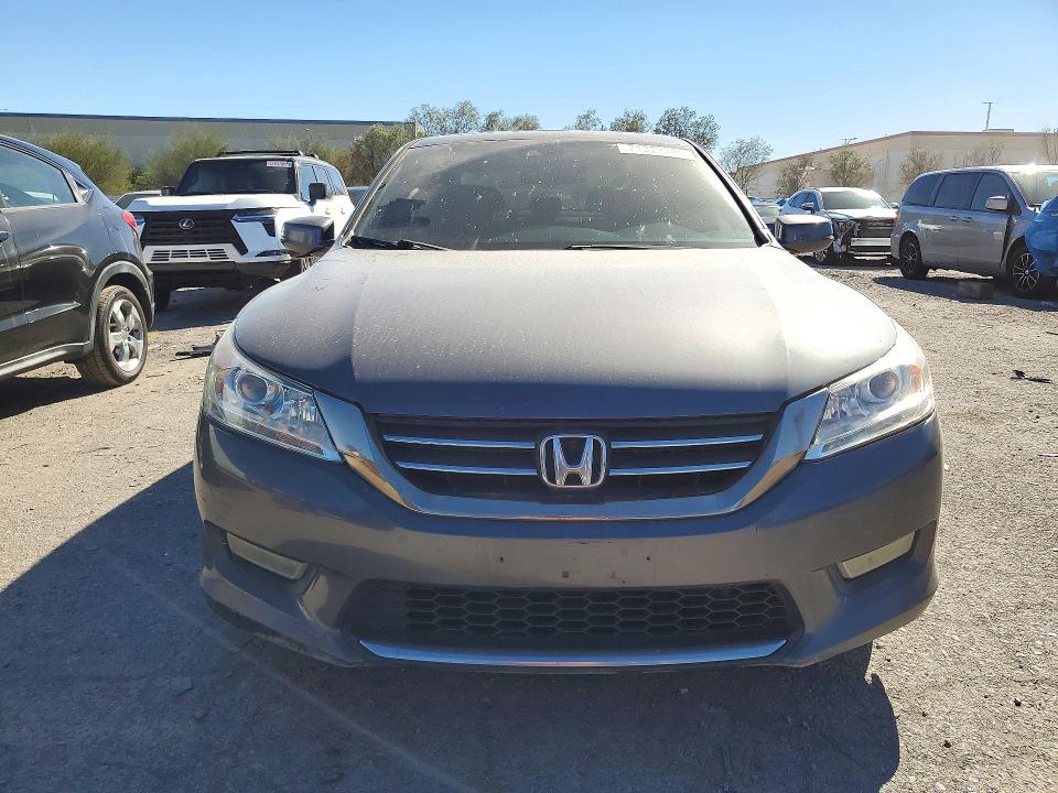 Снимка 5 от търг – 2013 HONDA ACCORD с VIN 1HGCR2F81DA046918