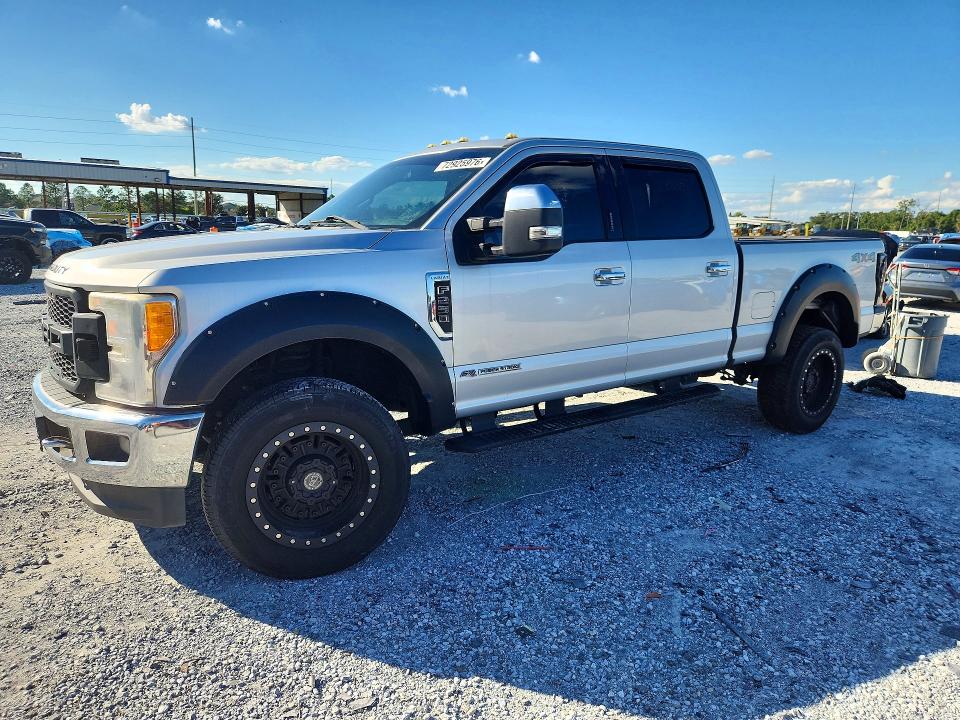 FORD F250 2017 مع رقم تعريف المركبة 1FT7W2BT8HED62592 - صورة من المزاد