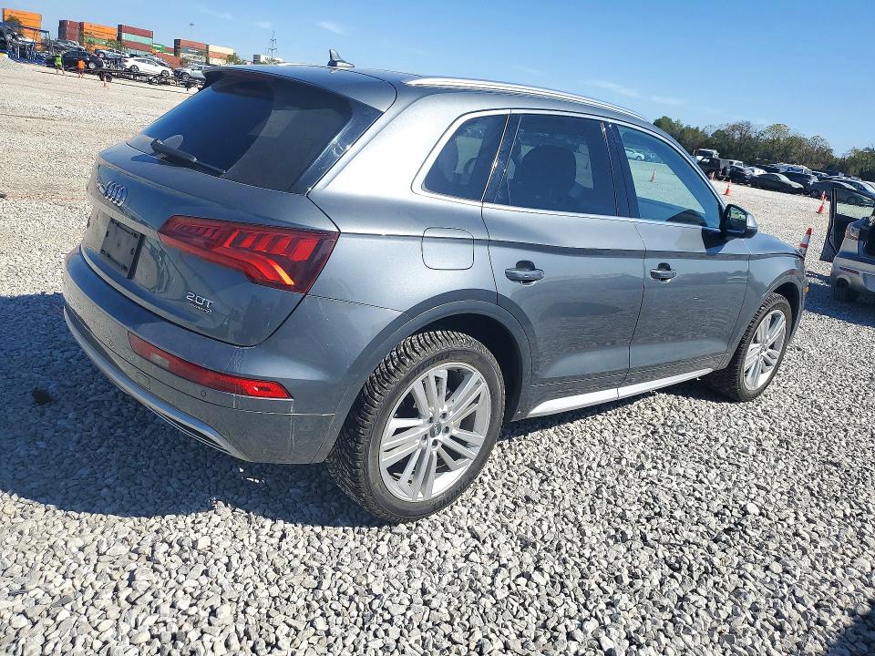 Снимка 3 от търг – 2018 AUDI Q5 с VIN WA1BNAFY2J2220642