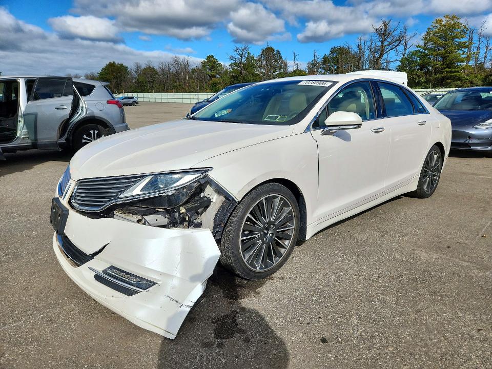 LINCOLN MKZ 2015 с VIN 3LN6L2LU1FR601711 - Снимка от търг
