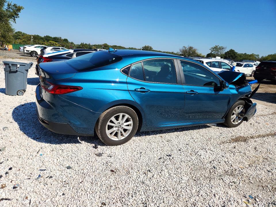 Снимка 3 от търг – 2025 TOYOTA CAMRY с VIN 4T1DAACK3SU544341
