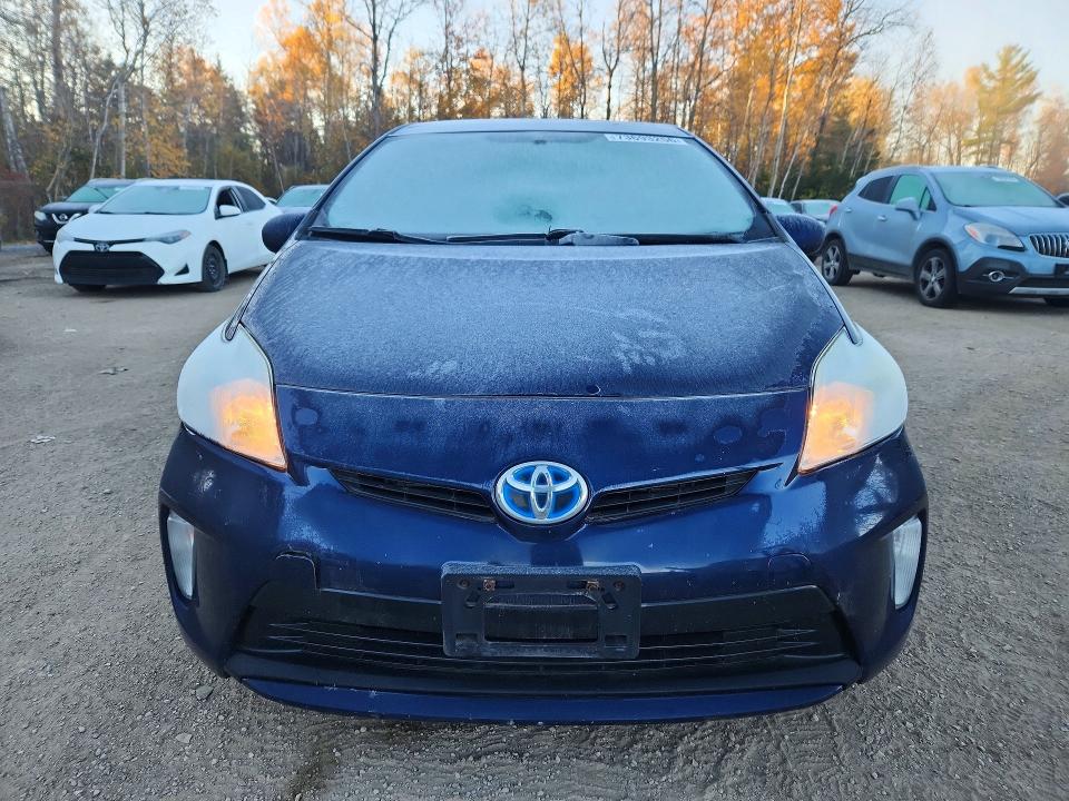 Photo 5 from auction – 2014 TOYOTA PRIUS with VIN JTDKN3DU0E0380361