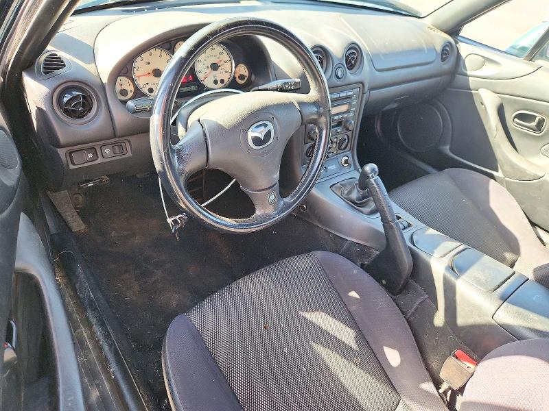 Photo 8 from auction – 2001 MAZDA MIATA MX5 with VIN JM1NB353710207832