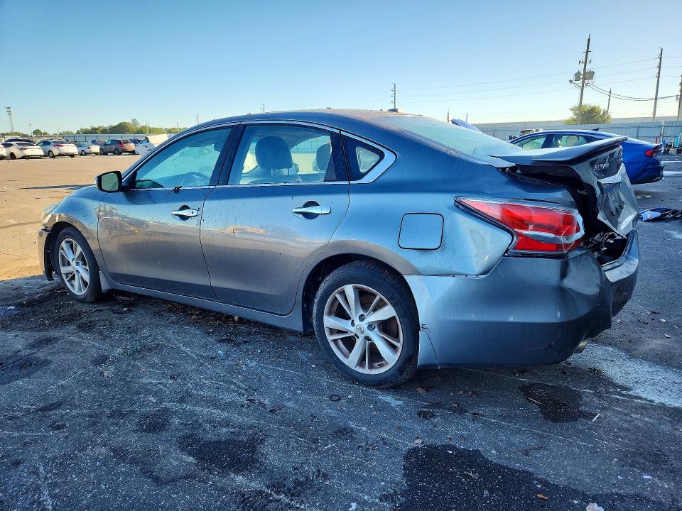 Photo 2 from auction – 2015 NISSAN ALTIMA with VIN 1N4AL3AP1FN378158