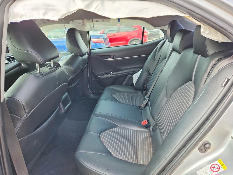 Снимка 10 от търг – 2018 TOYOTA CAMRY с VIN 4T1B11HK5JU089636
