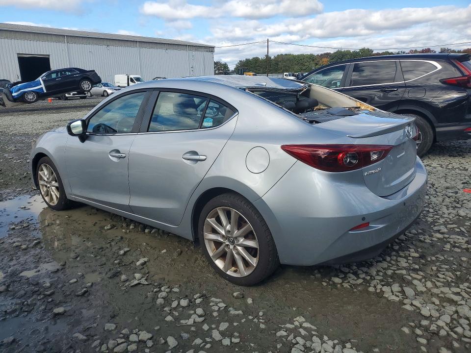 Photo 2 from auction – 2017 MAZDA 3 with VIN JM1BN1W39H1105028