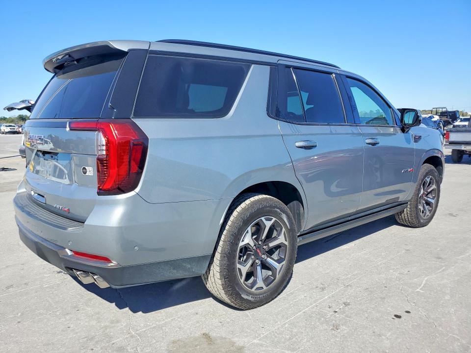 Снимка 3 от търг – 2025 GMC YUKON с VIN 1GKS2VRL4SR111263