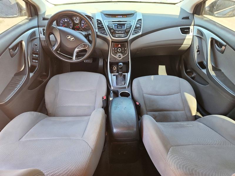 Снимка 8 от търг – 2016 HYUNDAI ELANTRA с VIN 5NPDH4AEXGH785488