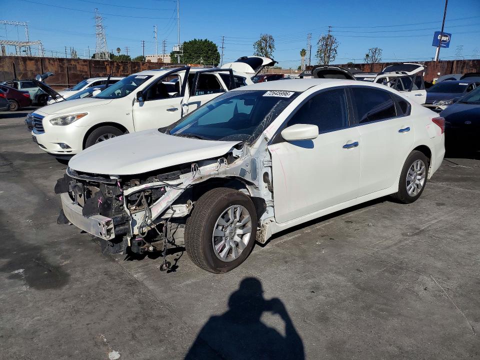 NISSAN ALTIMA 2014 с VIN 1N4AL3AP5EN242744 - Снимка от търг