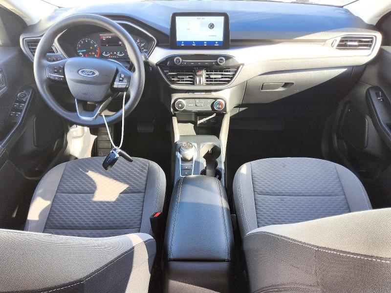 Foto 8 de la subasta – 2022 FORD ESCAPE con VIN 1FMCU9G67NUC02054