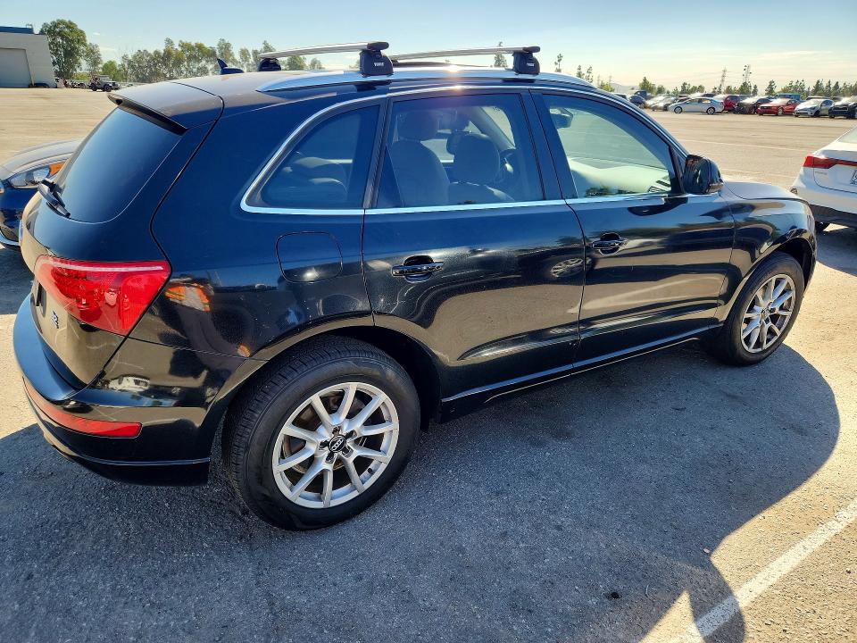 Снимка 3 от търг – 2010 AUDI Q5 с VIN WA1LKAFPXAA067499